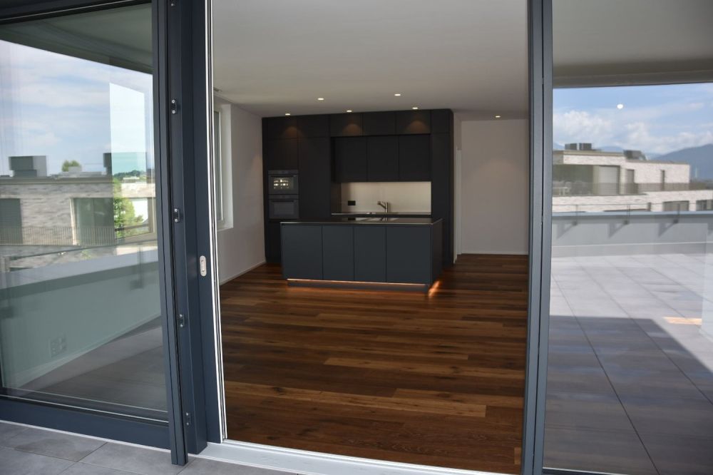 Moderne 3.5-Zimmer-Dachwohnung in Steinhausen – Neubau 2025 -  Bild 1