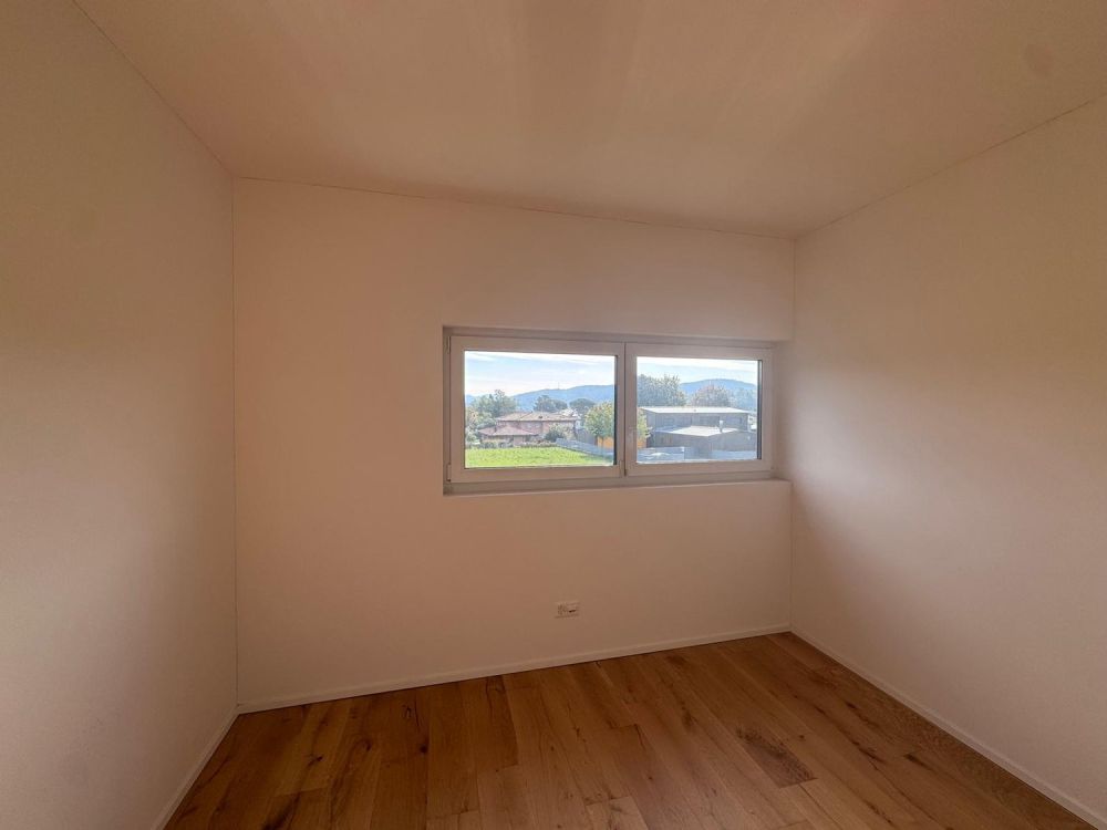 Nuova costruzione a San Pietro di Stabio: bifamiliare con spazio esterno privato - Bild 10