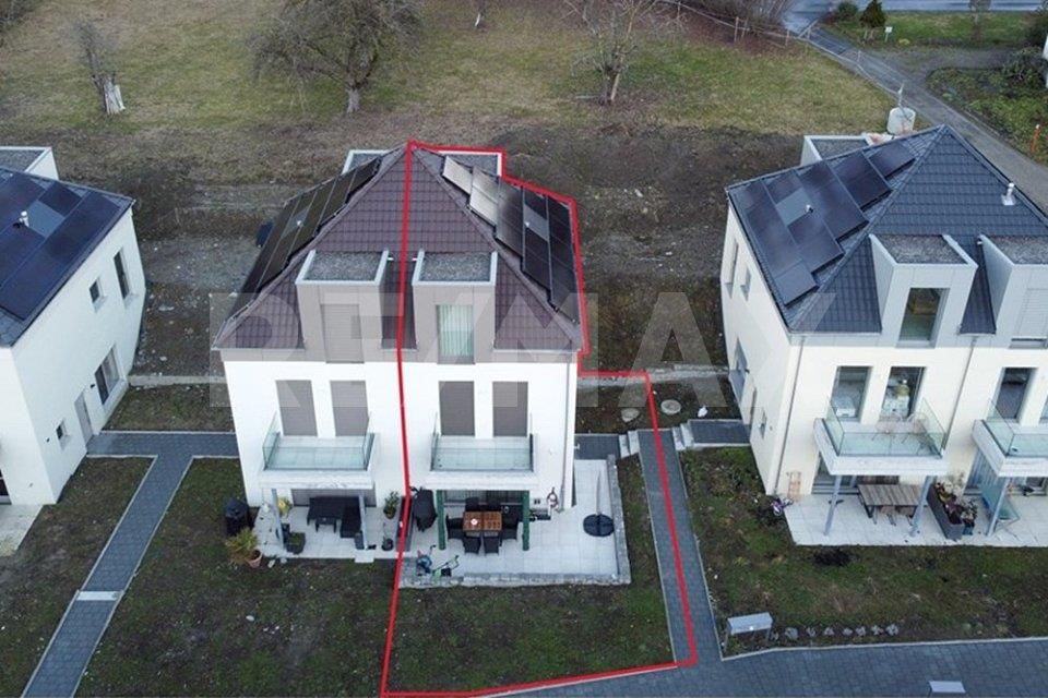 Moderne 5.5-Zimmer-Doppelhaushälfte in Pfeffikon LU - Bild 1