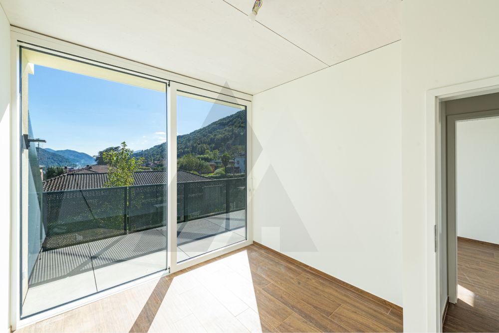 CINQUE NUOVE VILLE A SCHIERA CON STILE E COMFORT A MANNO -  Bild 12