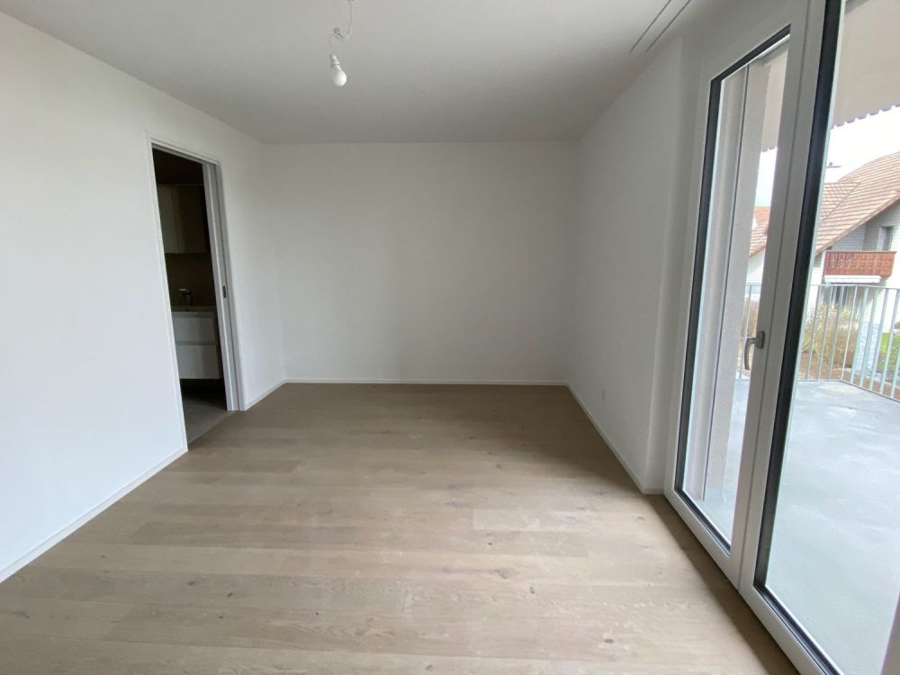 Moderne 4.5-Zimmerwohnung mit zwei grosszügigen Balkonen - Schlafzimmer