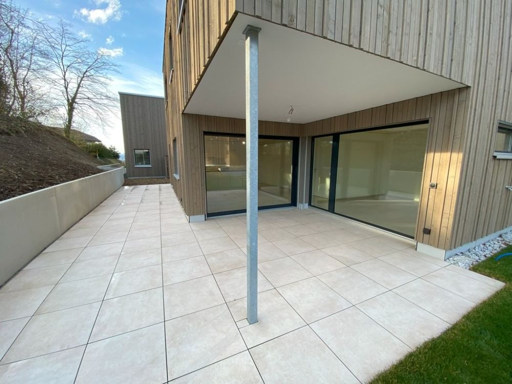 Reserviert Neu Erstbezug 5.5 Einfamilenhaus mit Garten rund ums Haus -  Bild 4
