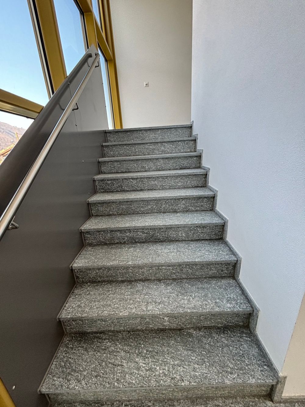 Neues Penthouse in Brusino - Seesicht und Bootsplatz! -  Bild 11