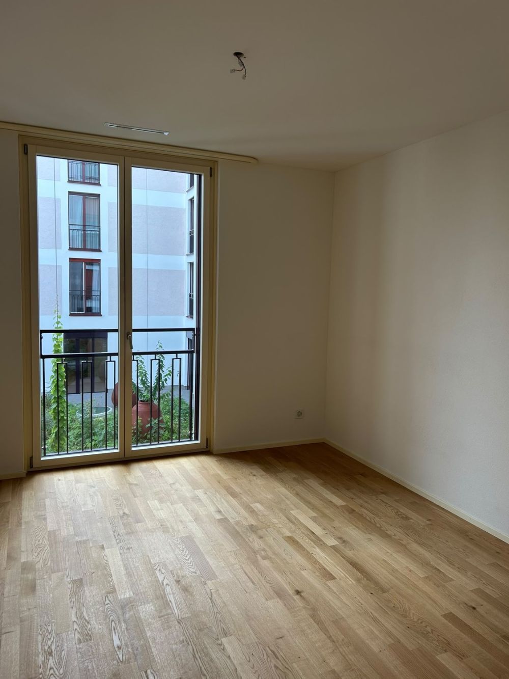 Moderne 3.5-Zimmer-Wohnung direkt am Bahnhof Wil SG -  Bild 9