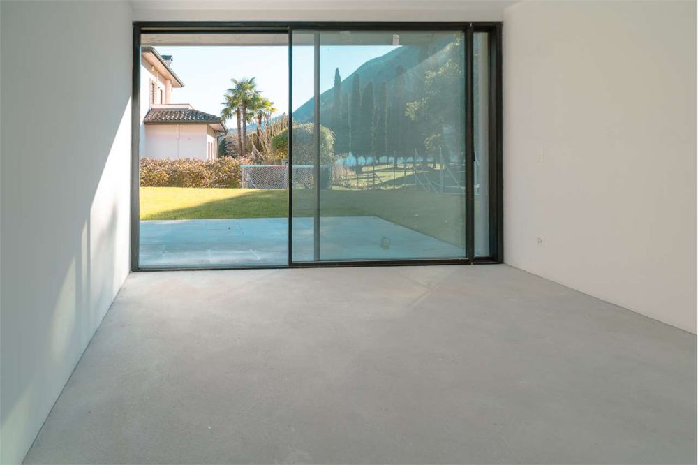 Maroggia splendido 3.5 loc con giardino privato a due passi dal lago -  Bild 8