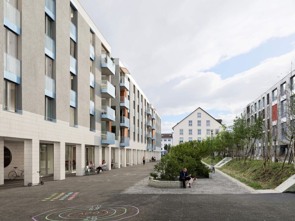 Moderne 5-Zimmer-Maisonette-Wohnung in Derendingen - Bild 2