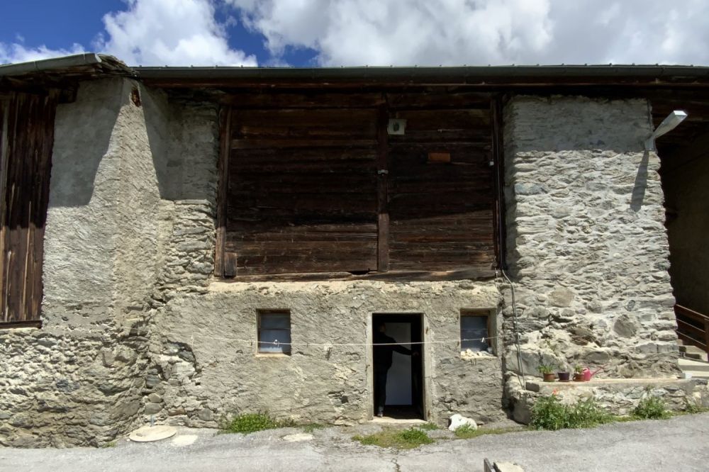 Rénovation d'une grange avec permis de construire en force - Surfaces extérieures