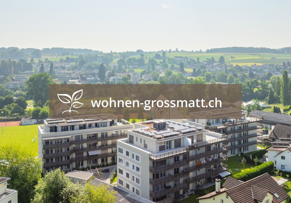 modern, einzigartig, mit Sportplatz und Freibad in unmittelbarer Nähe -  Bild 1