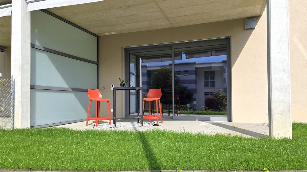 Moderne und ruhige Räume – 3.5 Zimmer mit Garten -  Bild 1