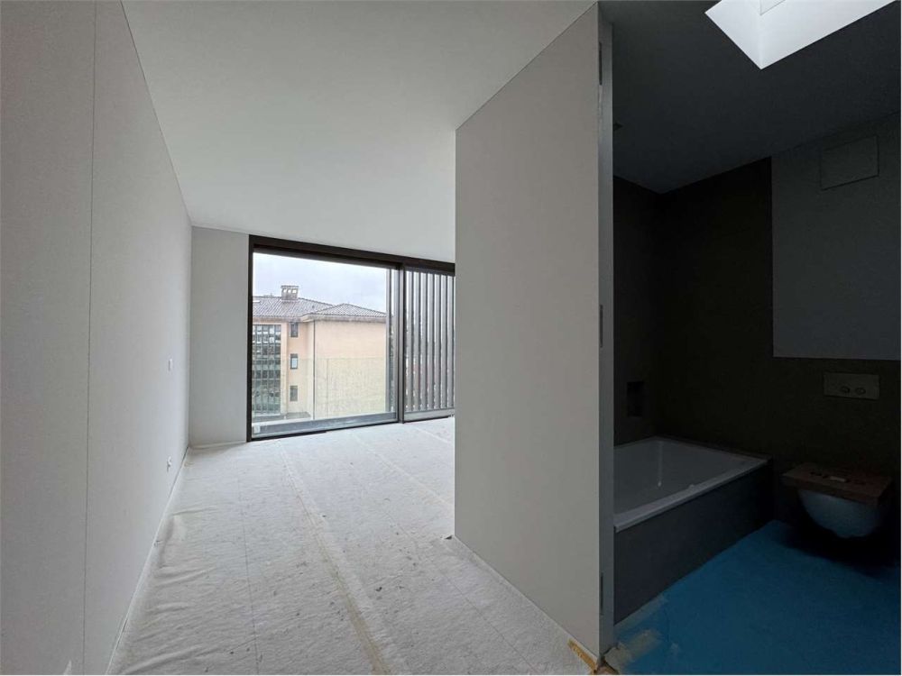 Appartamento 4.5 al PT con giardino a 5 minuti a piedi dal Golf di Asc - Bild 3