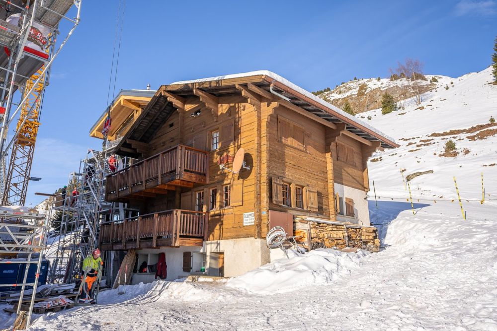 Historisches Drei-Parteien-Chalet direkt an der Trainerpiste Alpenrose - Bild 5