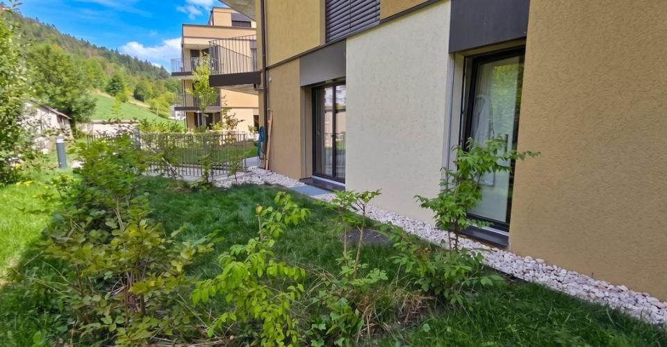 Joli appartement de 2,5 pièces avec terrasses et jardin à Couvet - Appartement 2.5 pièces - image - 10