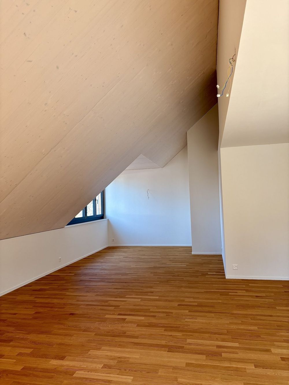 3.5 Zimmerwohnung direkt am Bahnhof Rüti - C6_3.5-ZWG_Dorfstrasse-68_Esszimmer