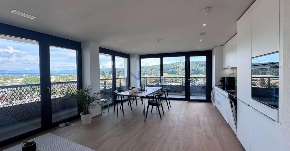 Wohnen auf Top-Niveau: Luxus im 13. Stock - Appartement 2.5 pièces - image - 2