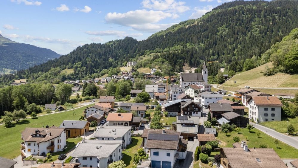 Zweitwohnsitz 5.5 Zimmer EFH - CASA DIL CLAVAU VEGL- in Schluein GR -  Bild 5
