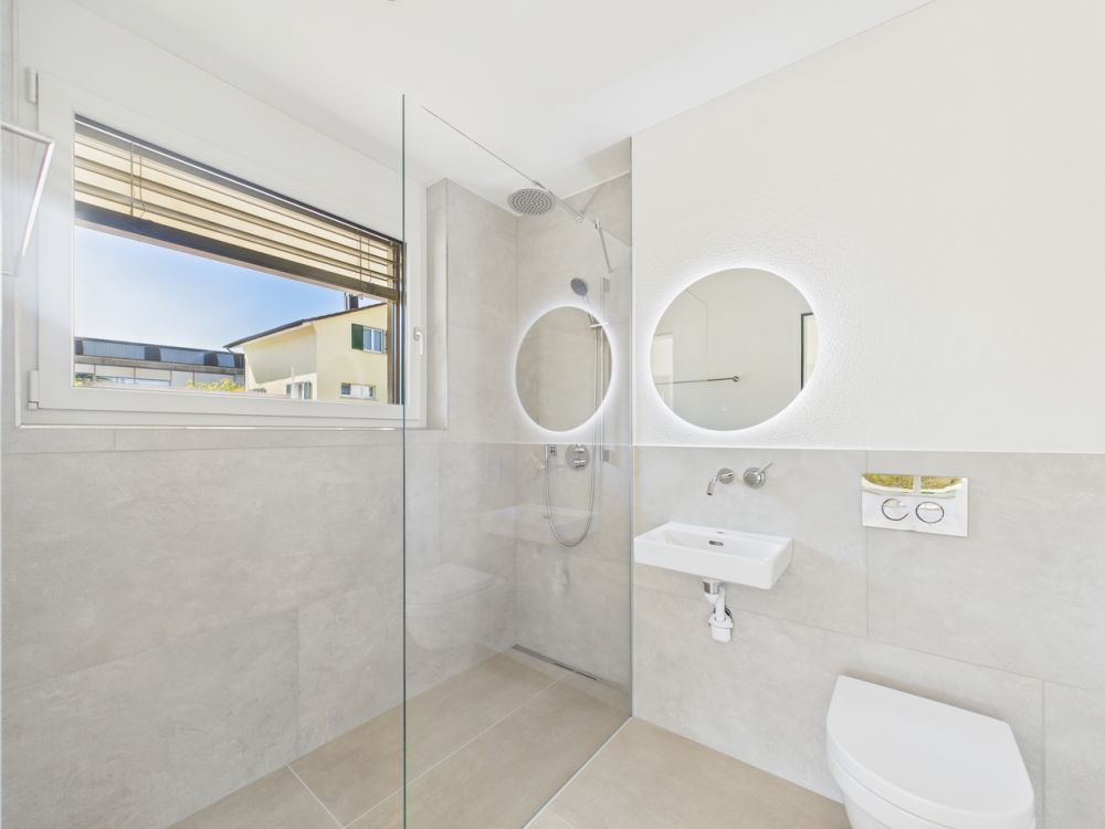 Erstbezug grosszügige helle 3.5 Maisonettewohnung - Bild 5