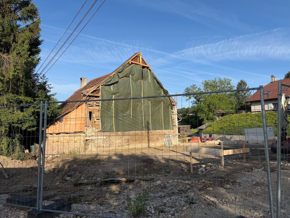Le chantier a débuté ! Construction de 3 appartements de 4.5 et 5.5 pièces. Dès CHF 795'000.--. -  Bild 3
