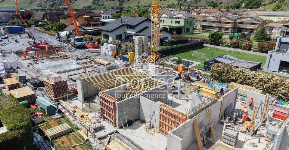 Nouvelle villa contemporaine à Saillon – Un cadre de vie préservé - Villa 4.5 pièces - image - 1