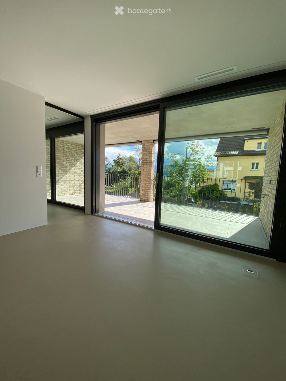 Exklusive 2.5-Zimmer-Neubauwohnung mit Seesicht und grosser Loggia in Uetikon am See -  Bild 2