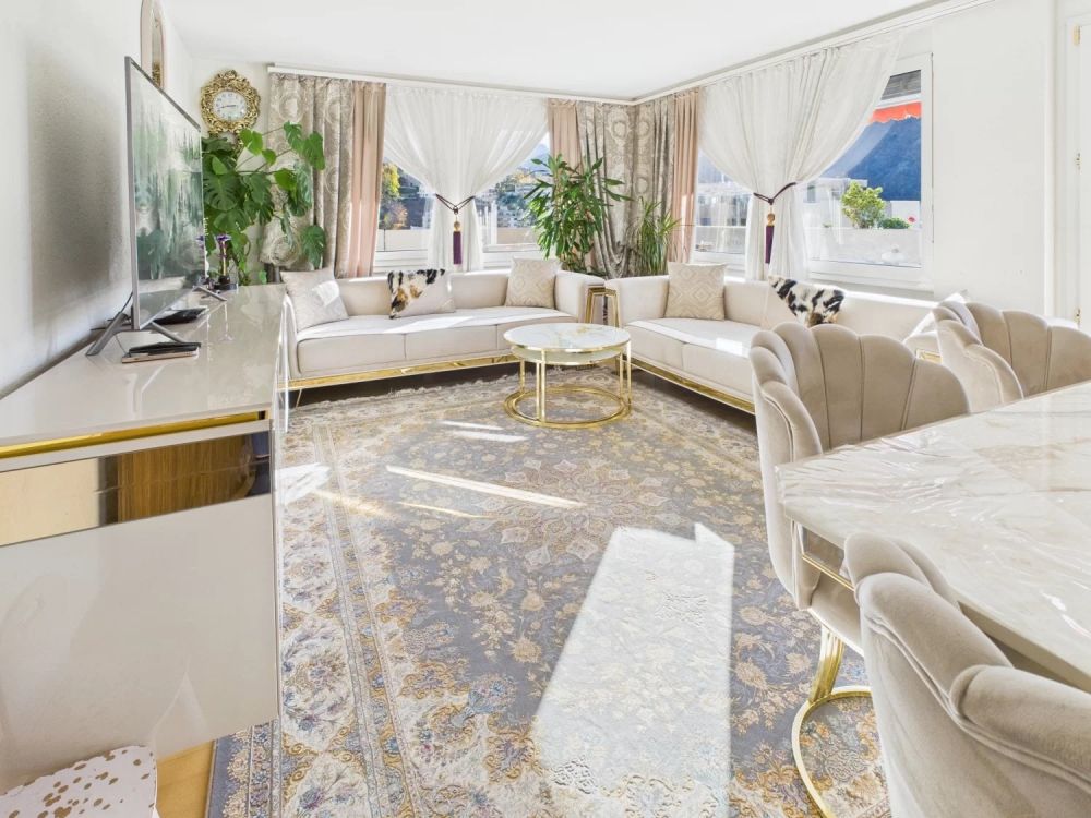 Sonnige zentrale Wohnung mit Panoramablick über Visp - Bild 2