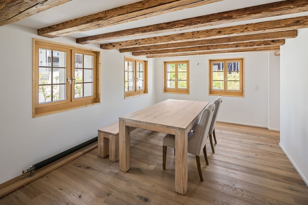 Letzte Gelegenheit: Einzigartige 7.5-Zimmer-Bauernhaushälfte - Esszimmer