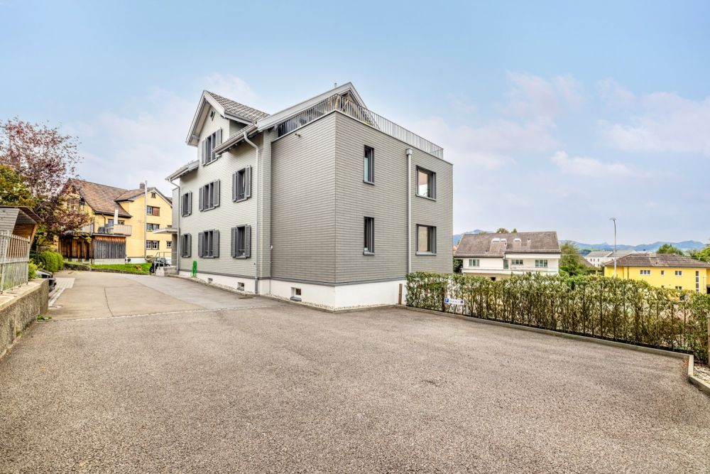 Modernes Mehrfamilienhaus mit 4 Wohnungen in Niederteufen -  Bild 1