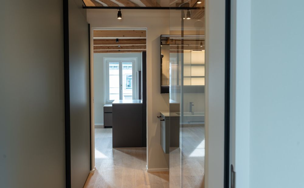Exklusive 3.5-Zimmer-Dachwohnung im Rosengarten – Historischer Charme trifft modernes Design -  Bild 5