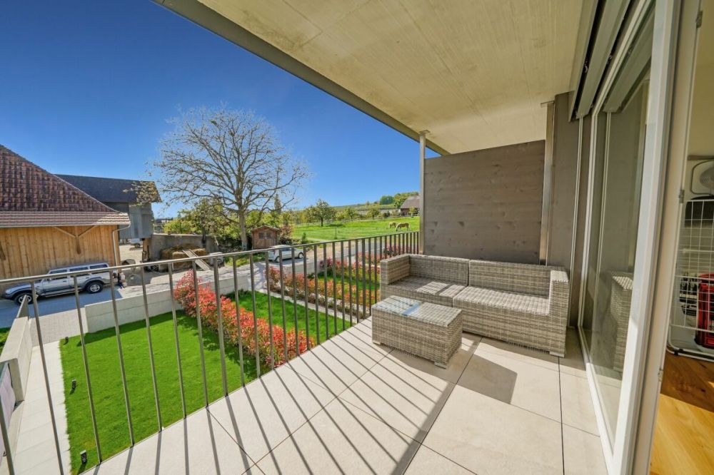 NEUBAU - Modernes Eckreihenhaus mit vielen Extras an idyllischer Lage - 10 Minuten von Lyss - Bild 9