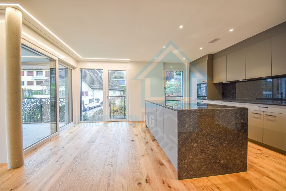 Exklusive 4.5-Zimmer-Neubauwohnung - nachhaltiges Wohnen in Reinach AG - Küche/Essen