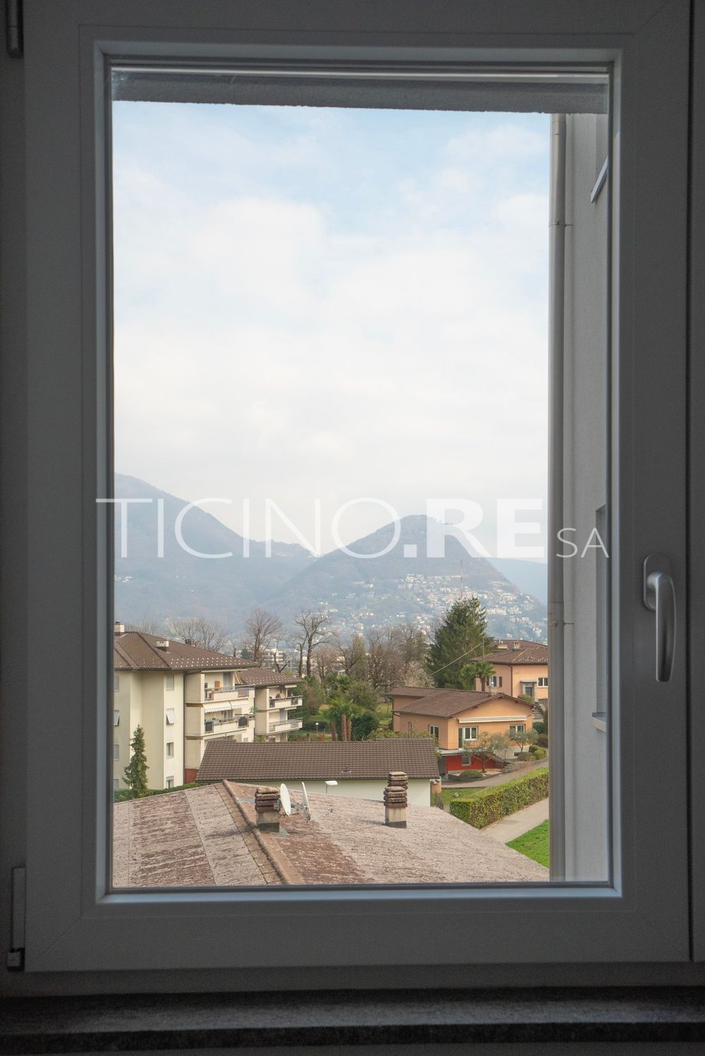 Lugano-Breganzona moderno appartamento di 4.5 locali con ampia terrazza - Bild 5