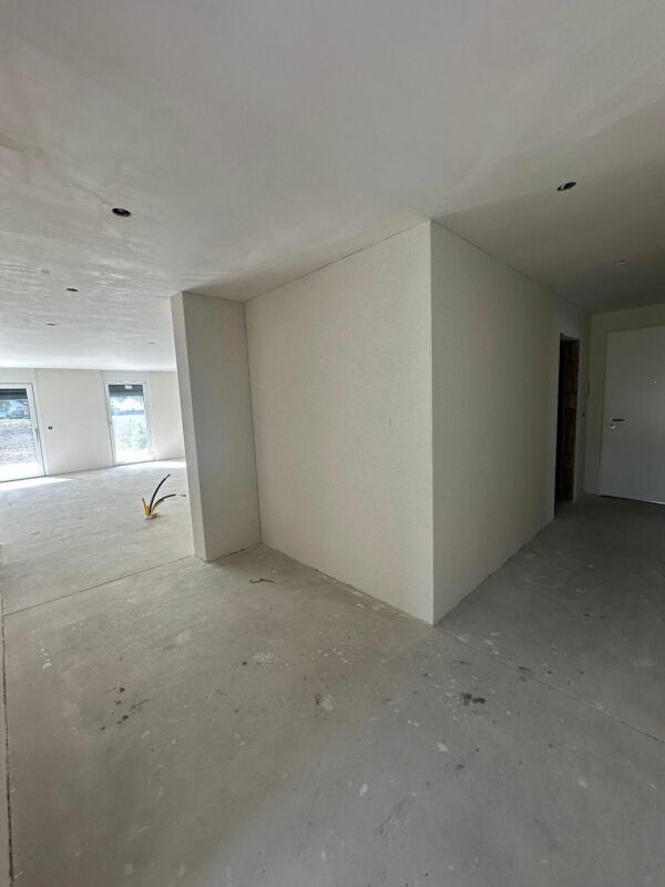 Moderne 4.5 Zimmer Wohnung im EG - Bild 10