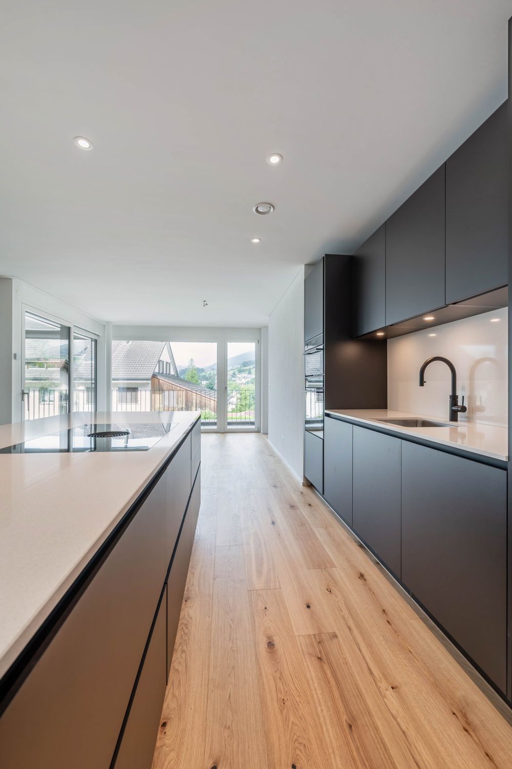 Exklusive 4.5-Zimmer-Terrassenwohnung - Bild 1