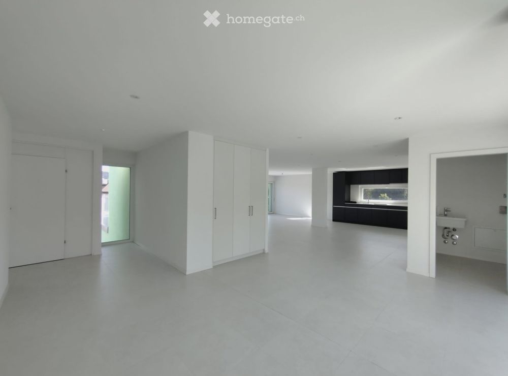 Prächtiges 6,5-Zimmer-Attikapartment mit Terrasse und Panoramablick in La Chaux-de-Fonds -  Bild 12