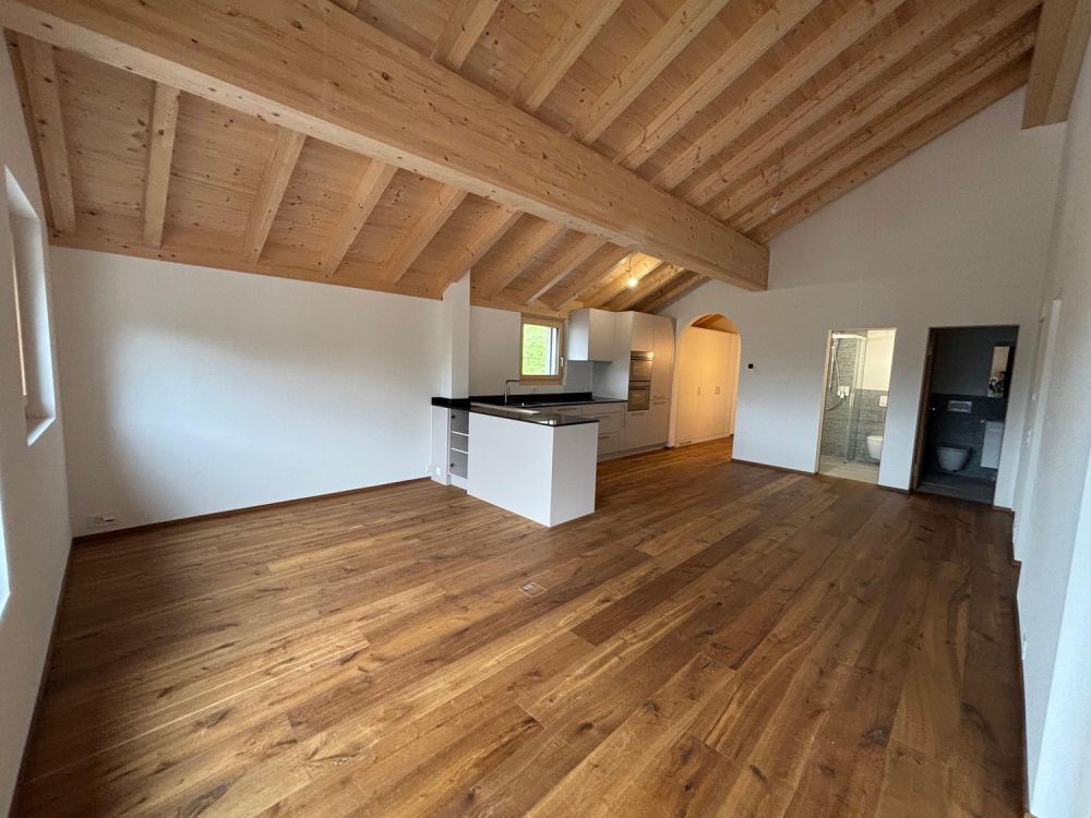 Wunderschöne 3.5-Zimmer-Dach-Ferienwohnung - Bild 3