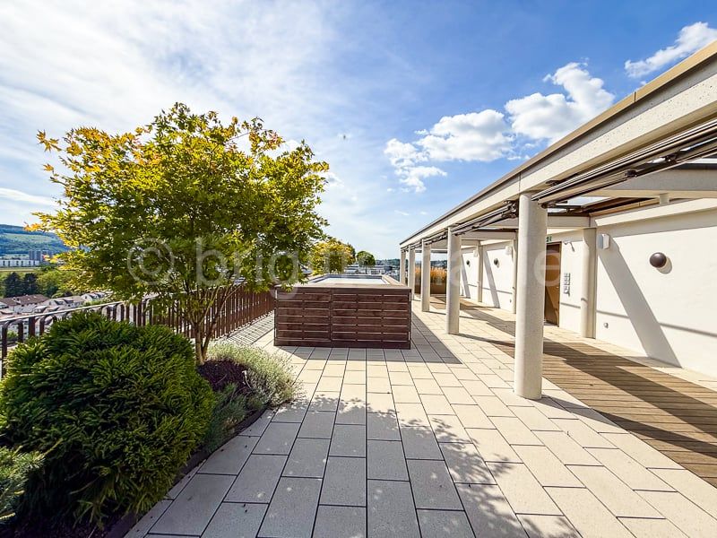 Exklusive Maisonette-Einheit mit hochwertigem Innenausbau und traumhafter Panoramaaussicht -  Bild 3