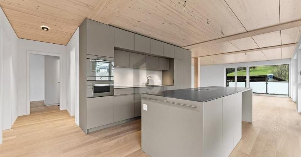 MODERN, GROSSZÜGIG UND STILVOLL - Appartement 4.5 pièces - image - 3