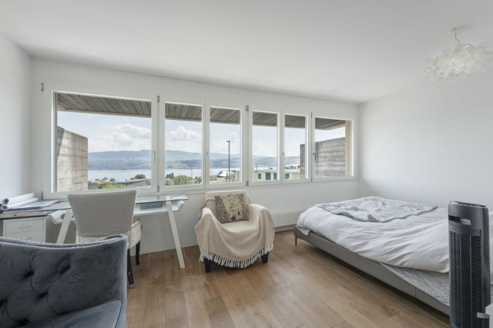 4.5-Zimmer-Reiheneckhaus mit unverbaubarer Seesicht -  Bild 4