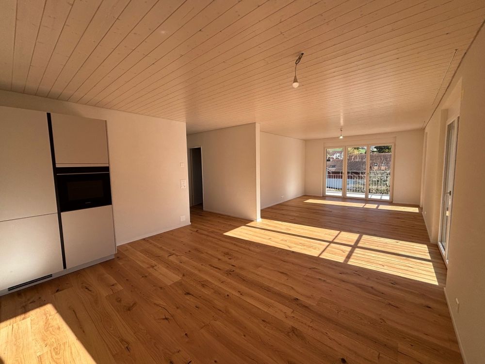 Moderne 4.5-Zimmer-Dachgeschosswohnung mit grossem Balkon – Wohnen an bester Aussichtslage -  Bild 3
