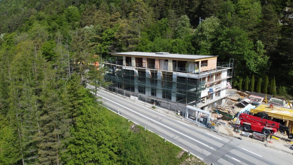 Neue 2.5-Zimmer-Wohnung mit Terrasse, am Waldrand gelegen -  Bild 1