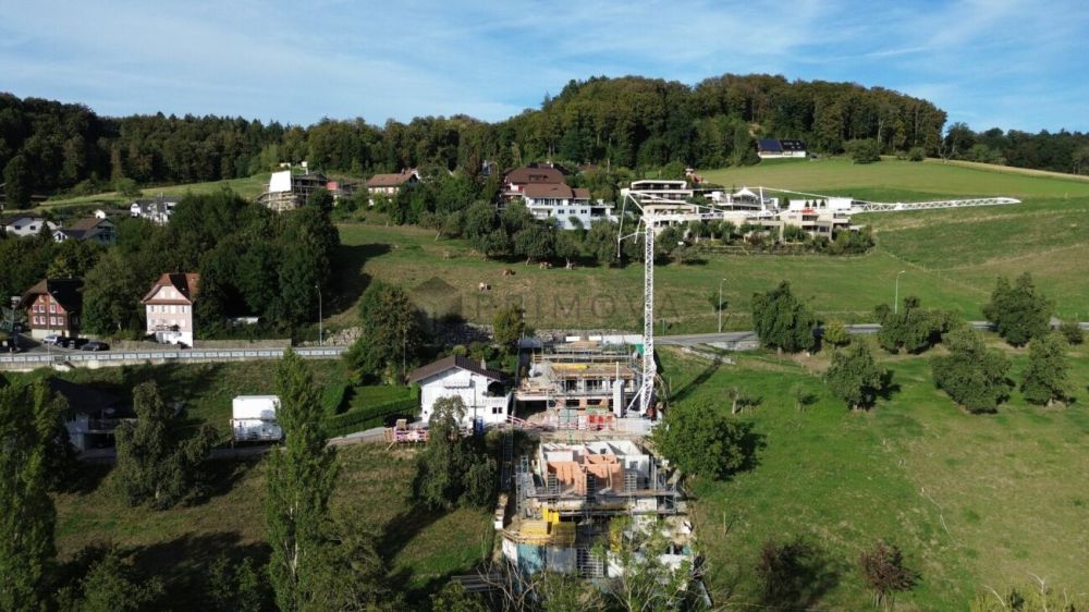 Renditeobjekt oder Generationenhaus Neubau: Modernes 2-Familienhaus in idyllischer Landschaft. -  Bild 1
