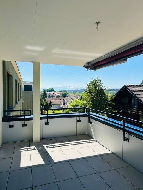 Moderne 2.5 Zimmer-Wohnungen an ruhiger Lage Illnau -  Bild 1