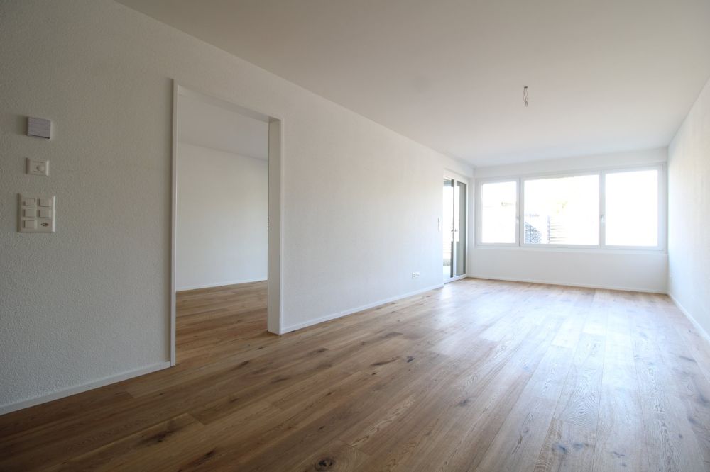Moderne 2.5 Zimmer-Neubauwohnung mit grossem Sitzplatz in Wängi -  Bild 3