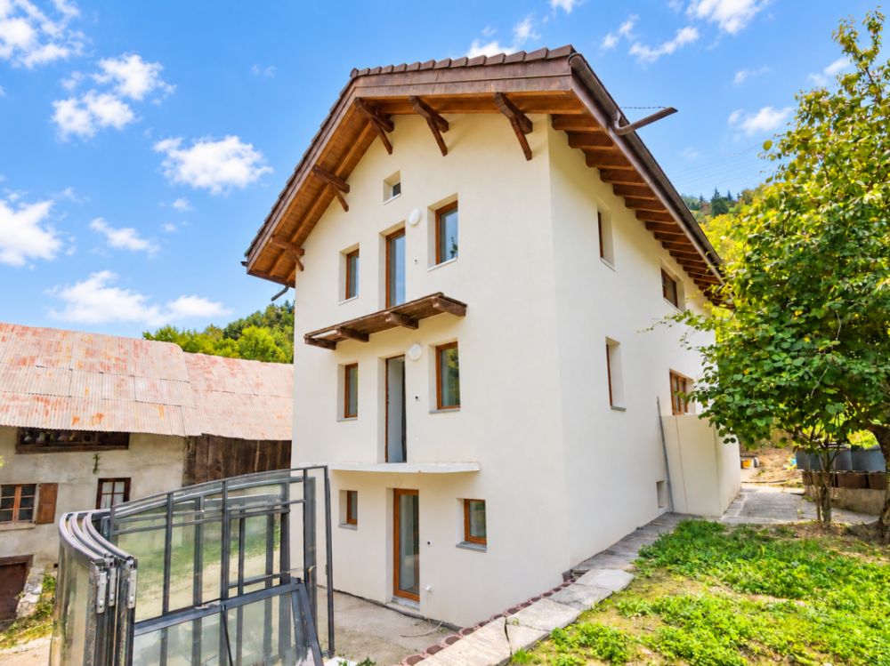 Immeuble de rendement neuf avec rendement de 5,47 % - Sion / Turin-Salins -  Bild 1