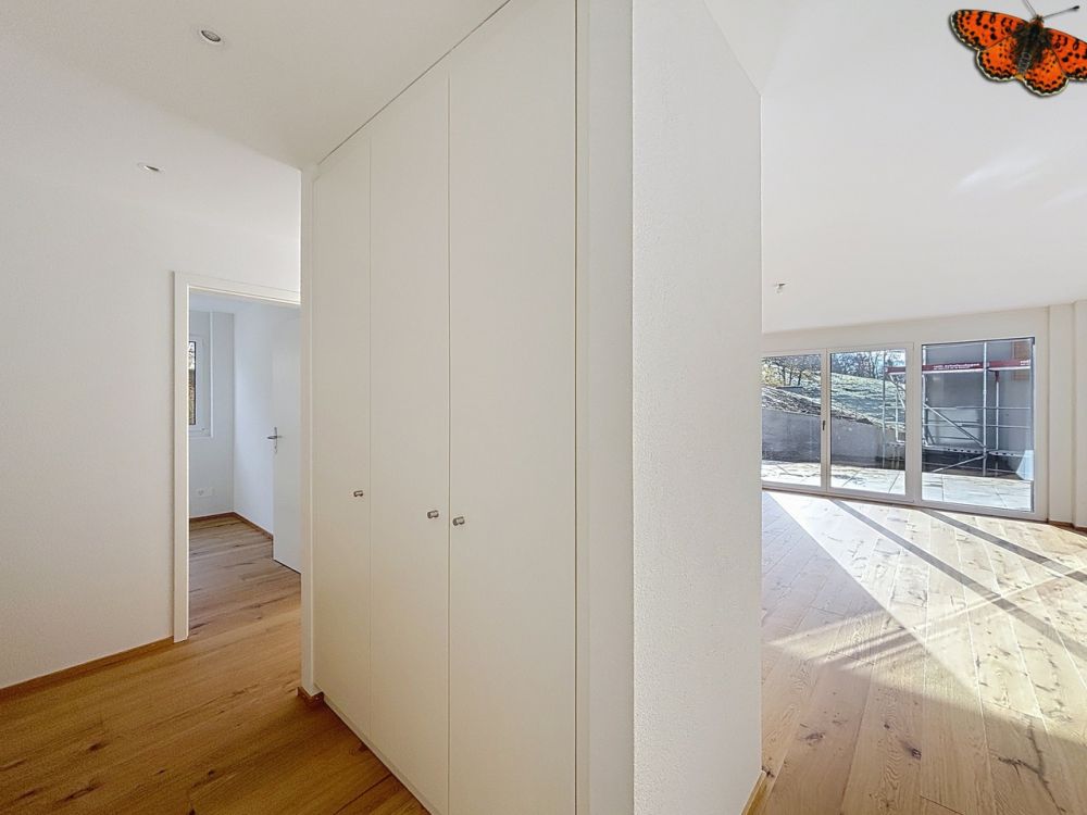 MAGNIFIQUE VILLA AVEC VUE LAC DISPONIBLE DE SUITE - Bild 5