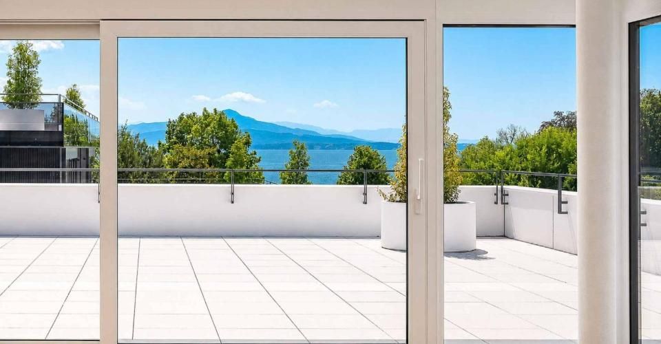 Luxueux 4.5 pièces avec terrasse et ascenseur privatif - Appartement 4.5 pièces - image - 1