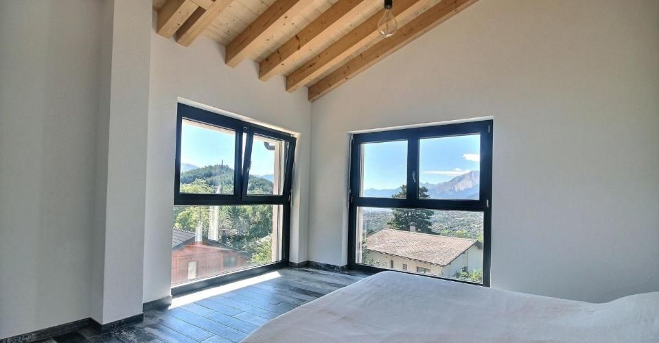 VENDU. Lens. Villa neuve de 5.5 pièces, vue sur le lac du Louché et les Alpes, à 10 minutes de Crans-Montana, proche écoles et commerces - Maison 5.5 pièces - image - 11
