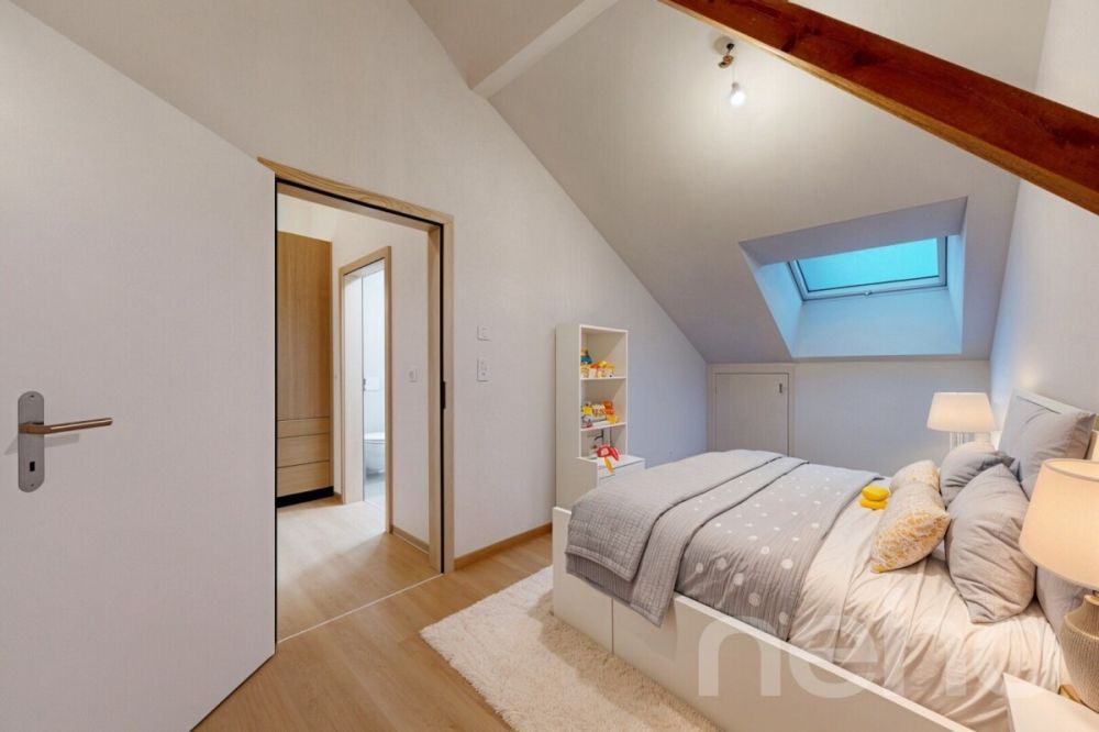 Splendide 5.5p sous les combles orienté sud dans bâtiment historique! - Bild 12