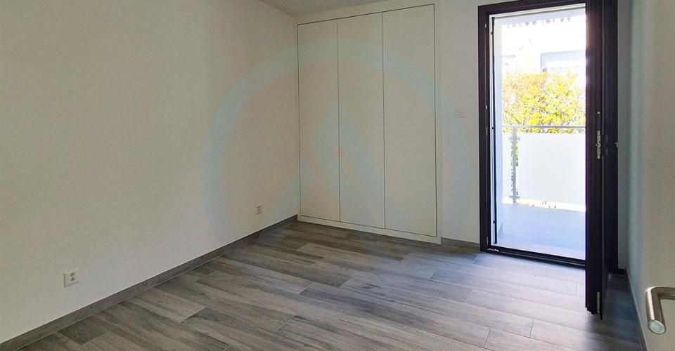 Superbe appartement neuf avec une vue sur les montagnes dans les hauteurs de Sion - Duplex 4.5 pièces - image - 13