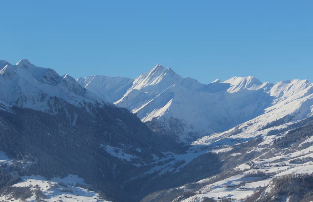 Bewilligter Zweitwohnsitz mit unverbaubarer Aussicht -  Bild 12