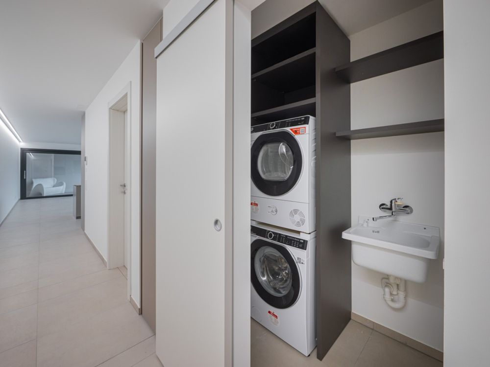 Nuovissimo 2,5 locali in medio-alto standing con terrazza coperta - Bild 13